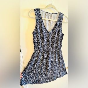 Vestido con resorte en la cintura